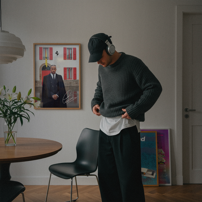 Hamilton With Ferrari Sign